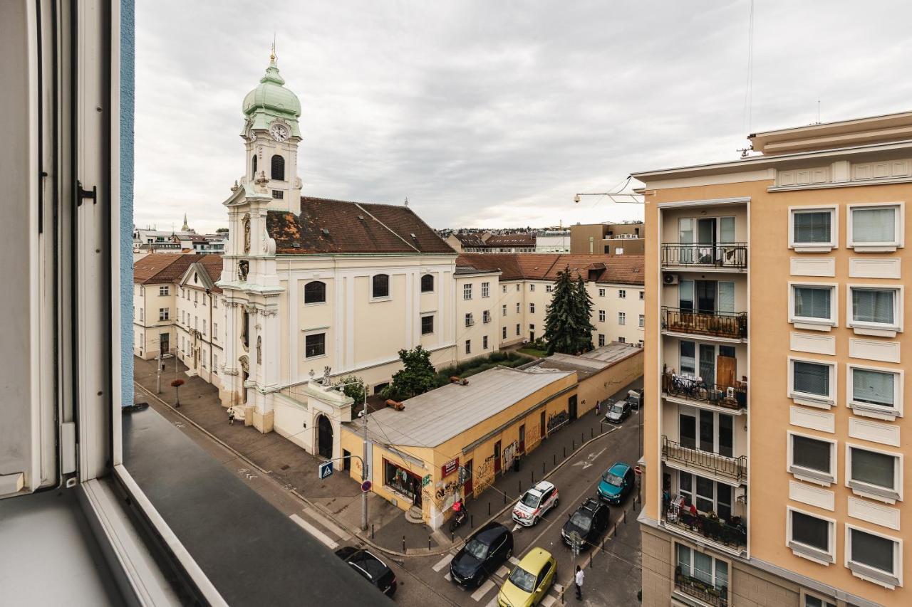 Apartment Friends Bratislava Downtown !!! מראה חיצוני תמונה
