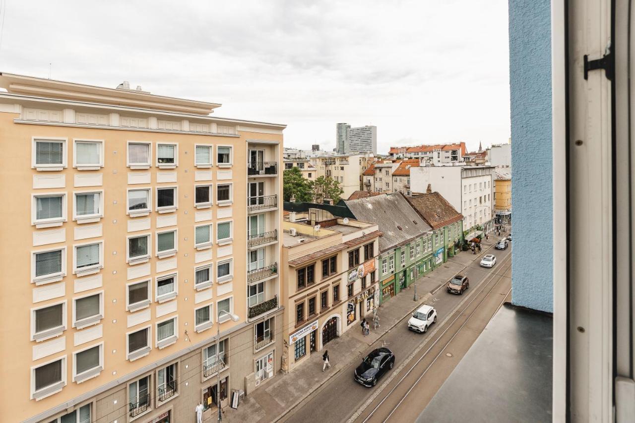 Apartment Friends Bratislava Downtown !!! מראה חיצוני תמונה